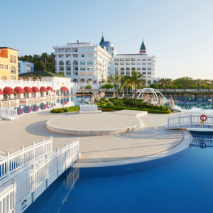 SOCIETE MOOSHTIK - BUSINESS CONSULTING